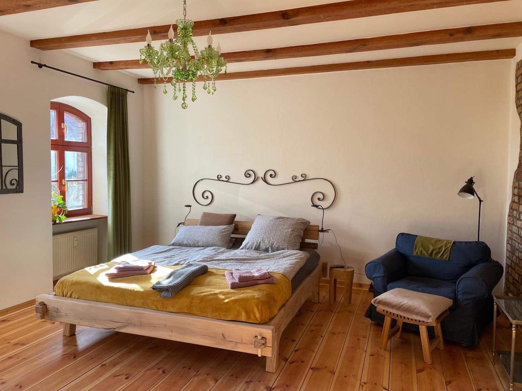 Quartier Im Gutshaus Apartment Вустермарк Екстериор снимка