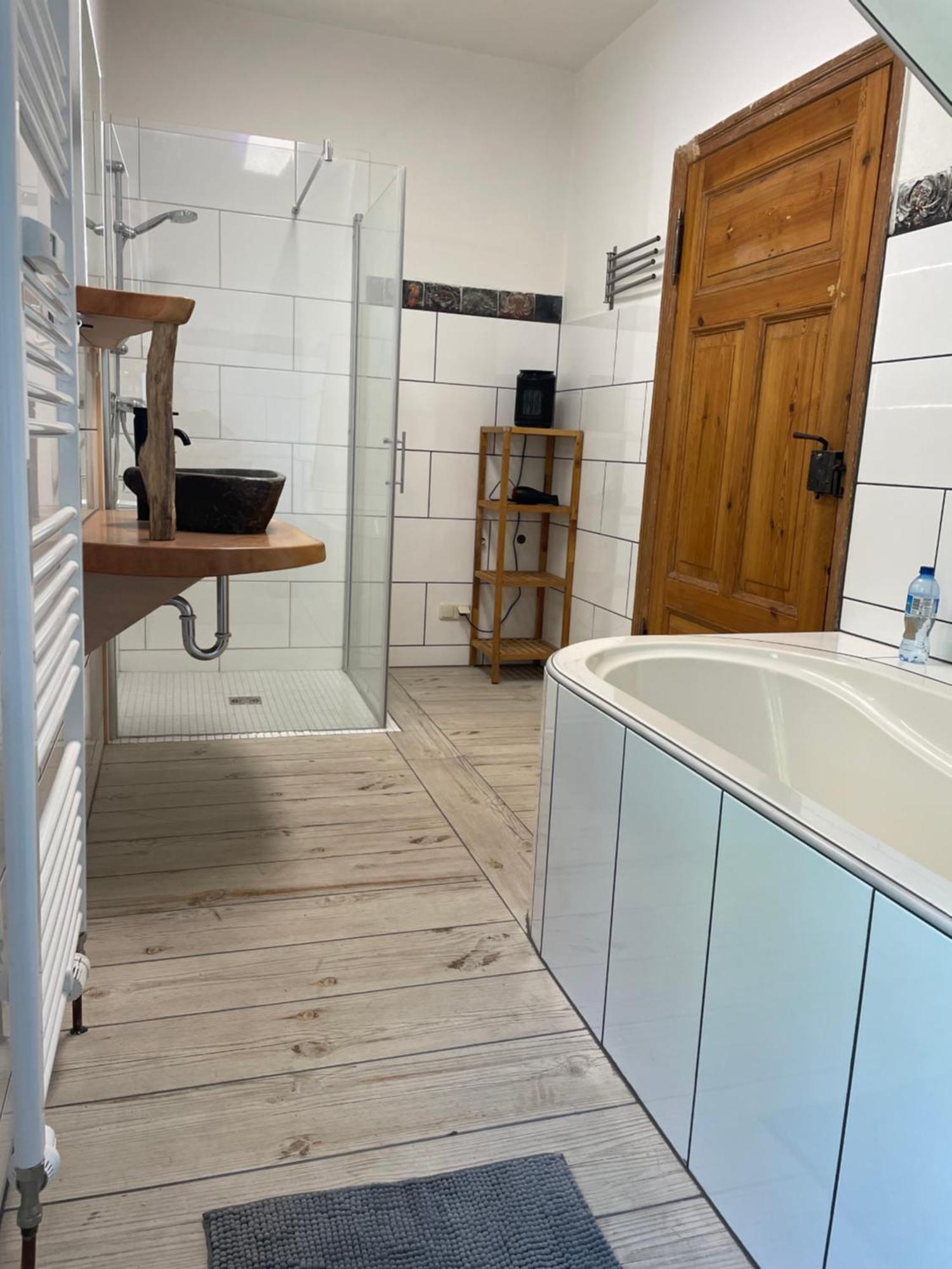 Quartier Im Gutshaus Apartment Вустермарк Екстериор снимка